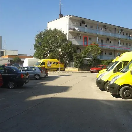 Apartman Sendy Zára