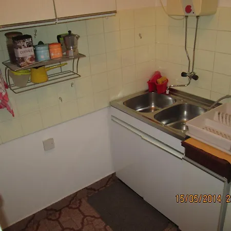 Апартаменти Sendy *